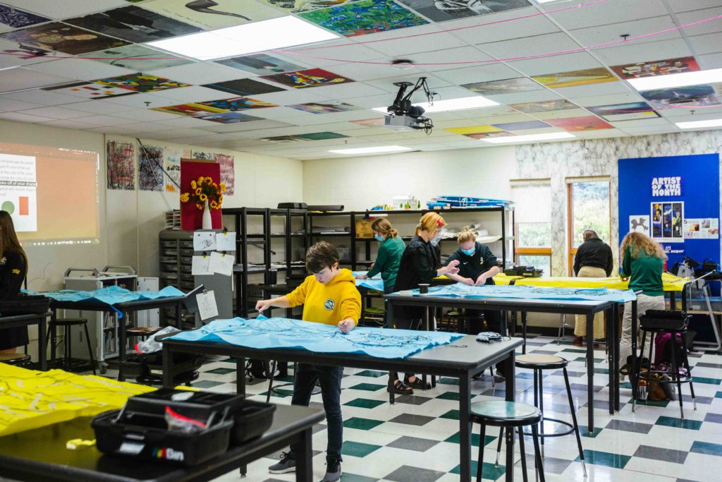 Art teacher fosters a love of the arts - New Life Academy